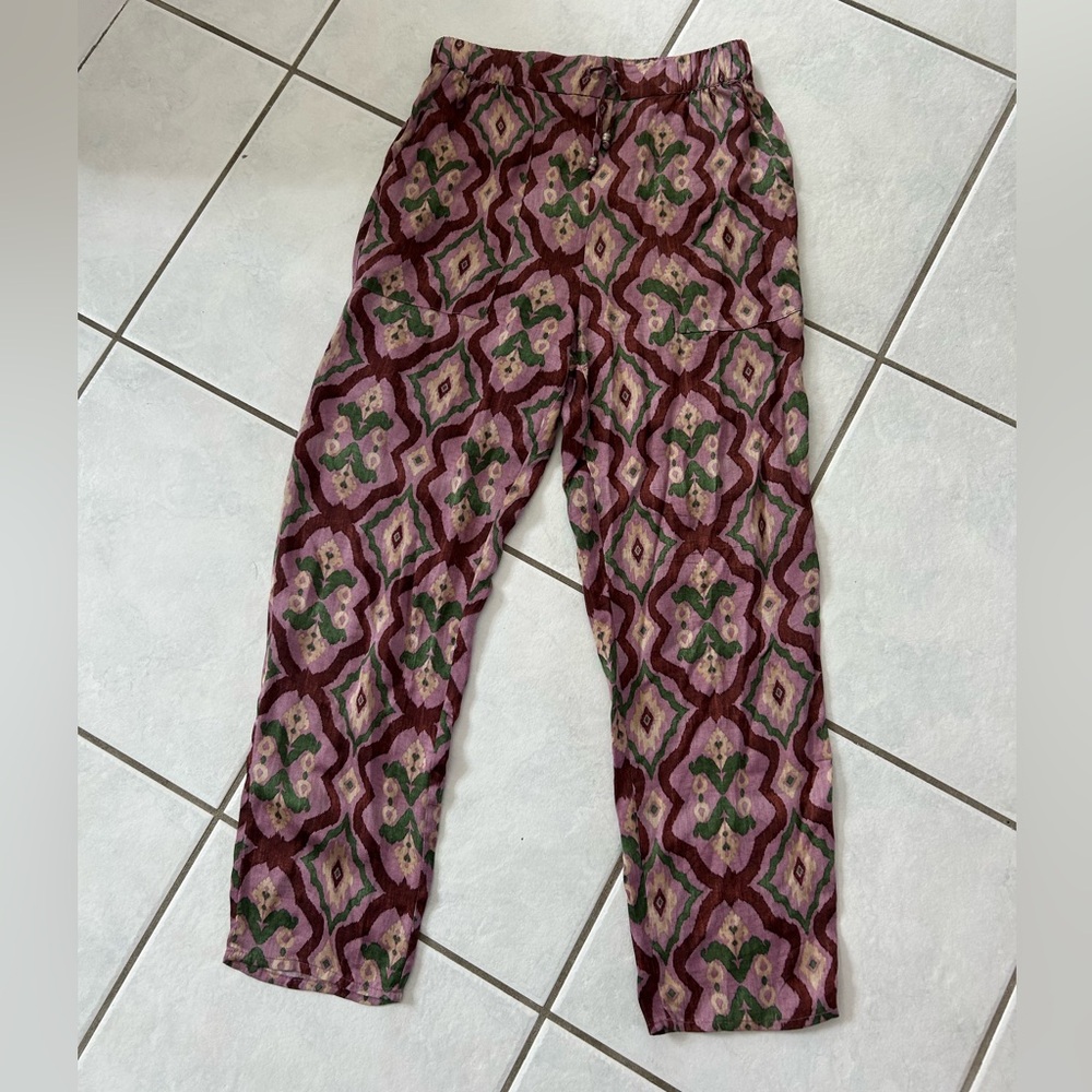 Zara Floral Patterned Pants in Pink and Green